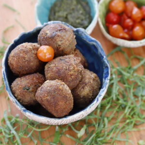 Bolinho de Carne Seca emb c/10